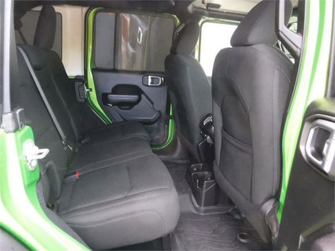 Used 2018 Jeep Wrangler Unlimited Sport S image 5