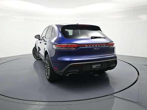 Used 2024 Porsche Macan AWD/4WD image 30