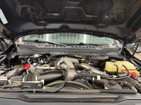 Used 2023 Ford F250 XLT w/ FX4 Off-Road Package image 32