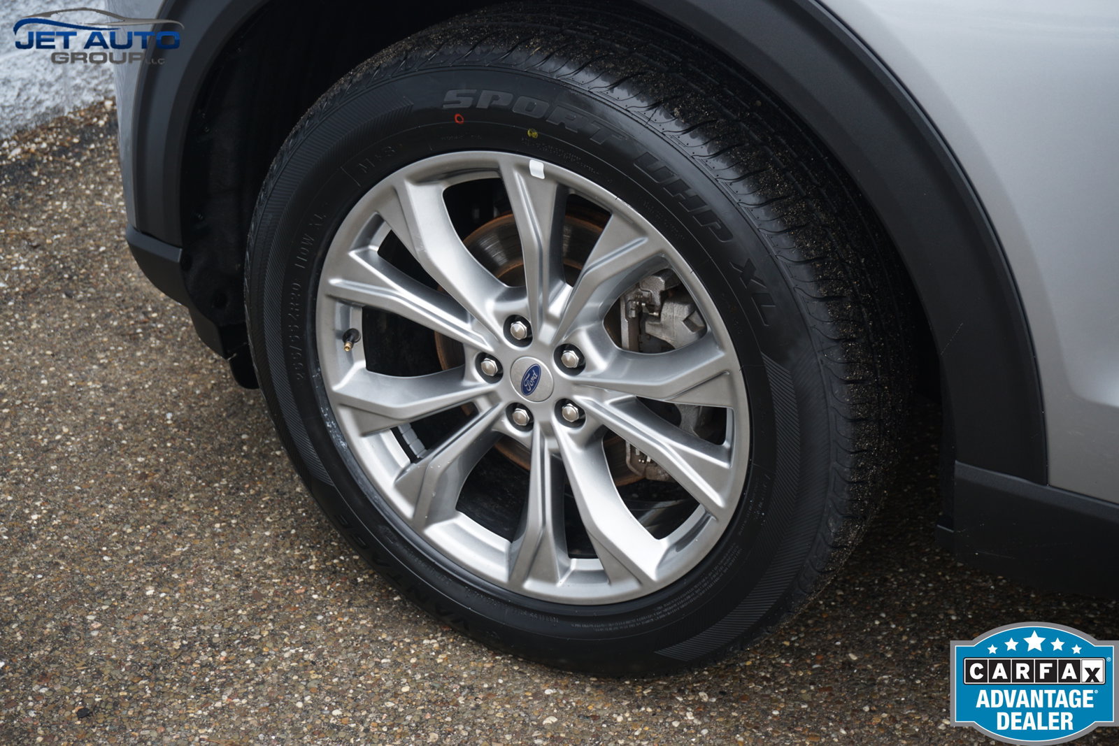 Used 2023 Ford Explorer Limited AWD/4WD image 14
