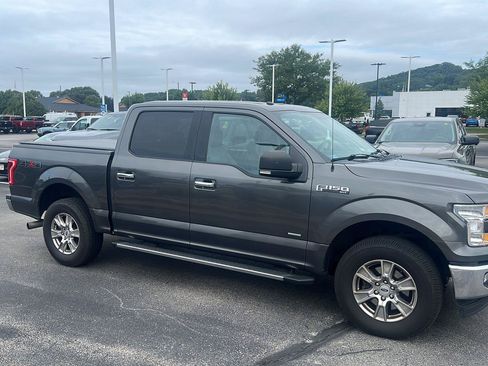Used 2017 Ford F150 XLT w/ Equipment Group 302A Luxury AWD/4WD image 3