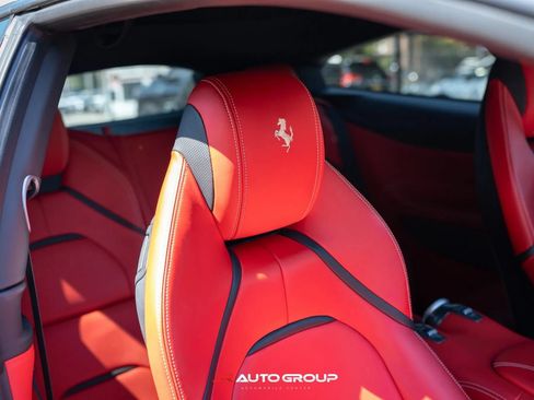 Used 2019 Ferrari GTC4Lusso T RWD image 19