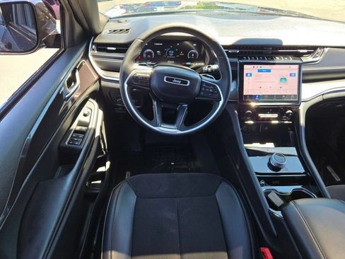 Certified 2023 Jeep Grand Cherokee Altitude AWD/4WD image 24