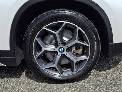Used 2018 BMW X1 xDrive28i w/ Premium Package AWD/4WD image 8