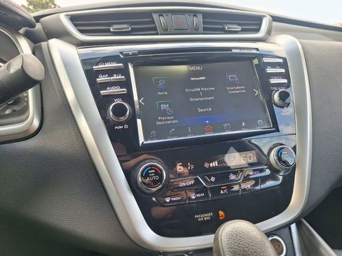 Used 2018 Nissan Murano S image 15