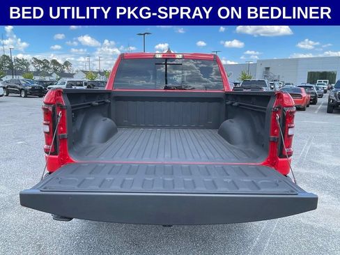 Used 2025 RAM 1500 Big Horn AWD/4WD image 13