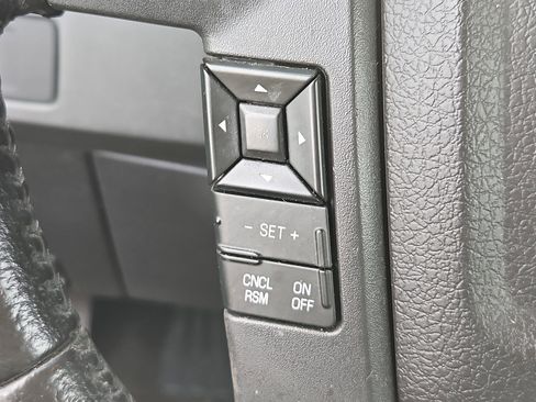 Used 2014 Ford F150 XLT w/ Equipment Group 302A Luxury image 18