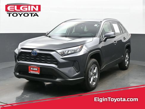Used 2022 Toyota RAV4 LE AWD/4WD image 1