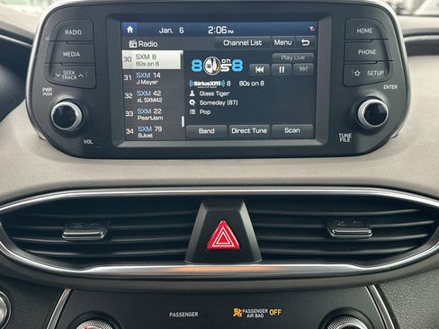 Used 2019 Hyundai Santa Fe SEL image 29