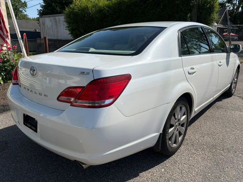 Used 2007 Toyota Avalon XLS FWD image 8
