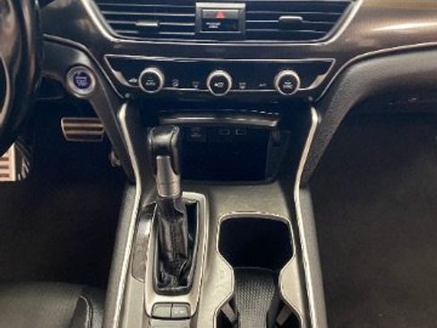 Used 2021 Honda Accord Sport image 19
