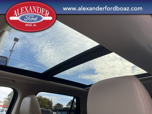 Used 2024 Ford Expedition Limited image 24