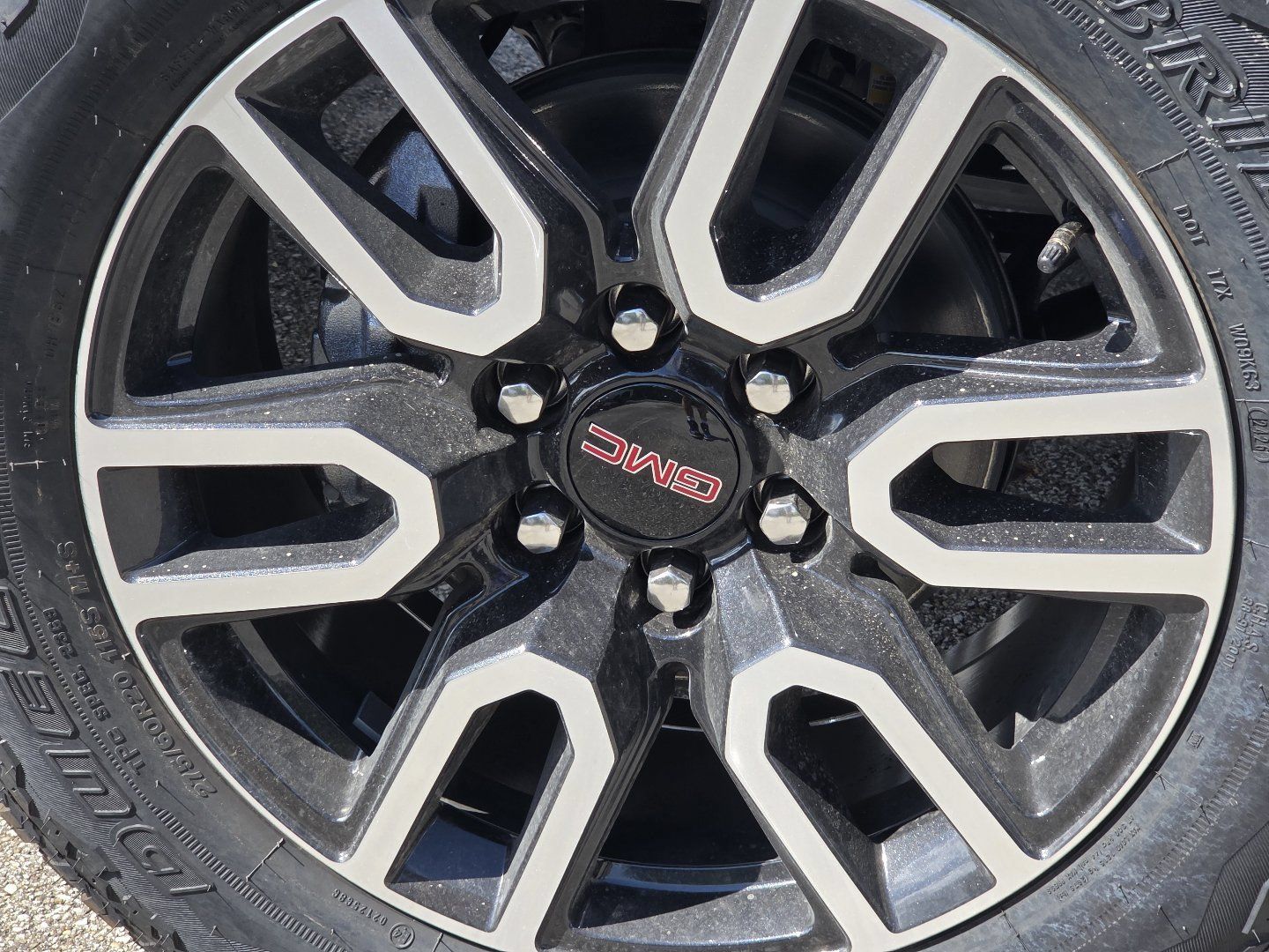 New 2026 GMC Sierra 1500 AT4 w/ AT4 Premium Package AWD/4WD image 13