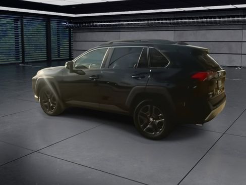 Used 2023 Toyota RAV4 Adventure w/ Convenience Package image 6