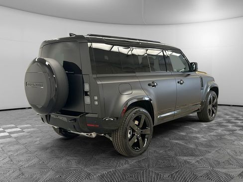 New 2026 Land Rover Defender 110 X-Dynamic SE AWD/4WD image 5