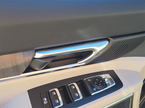 New 2025 Kia Telluride EX image 21