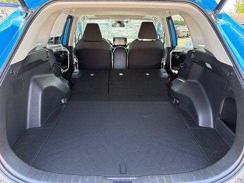 Used 2021 Toyota RAV4 XLE w/ Convenience Package AWD/4WD image 28