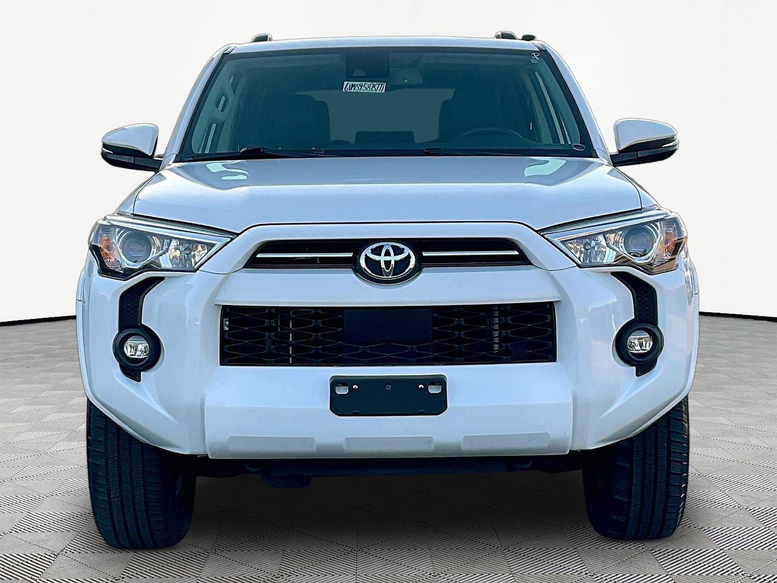 Used 2021 Toyota 4Runner SR5 Premium w/ Moonroof Package AWD/4WD image 2