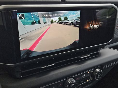 New 2026 Jeep Gladiator Rubicon AWD/4WD image 22