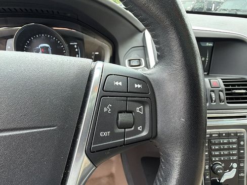 Used 2016 Volvo XC60 T5 Premier AWD/4WD image 30