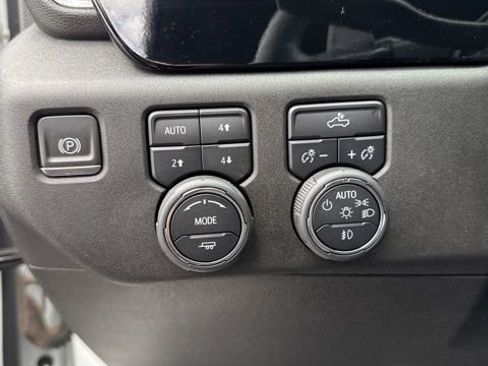 Used 2024 Chevrolet Silverado 1500 RST w/ Convenience Package II AWD/4WD image 17