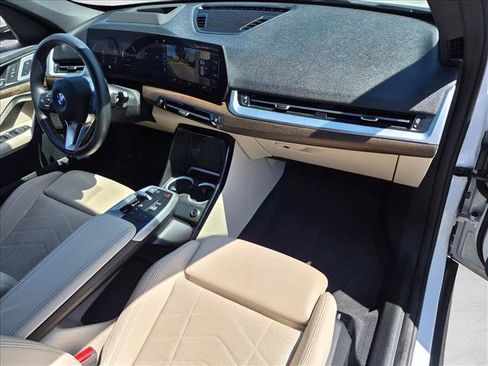 Used 2023 BMW X1 xDrive28i w/ Premium Package AWD/4WD image 17