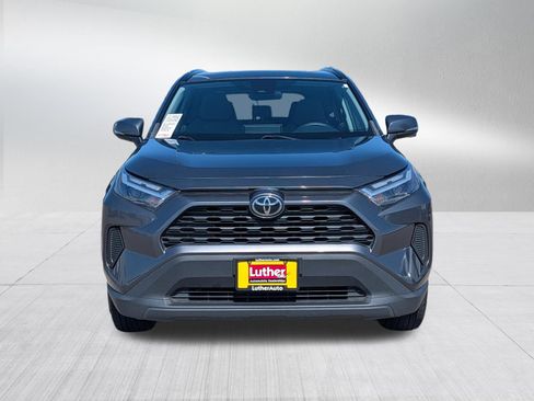 Used 2022 Toyota RAV4 XLE w/ Convenience Package AWD/4WD image 2