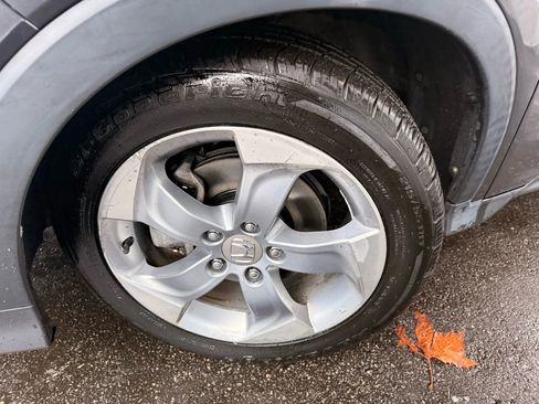 Used 2019 Honda HR-V LX image 37