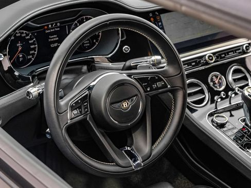 Used 2020 Bentley Continental GT AWD/4WD image 18
