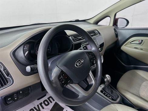 Used 2017 Kia Rio LX w/ Power Package image 9