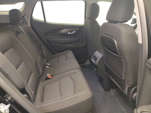 Used 2024 GMC Terrain SLE w/ Driver Convenience Package FWD image 19