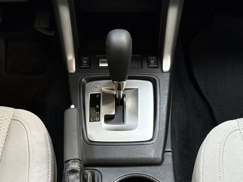 Used 2017 Subaru Forester 2.5i Premium image 25