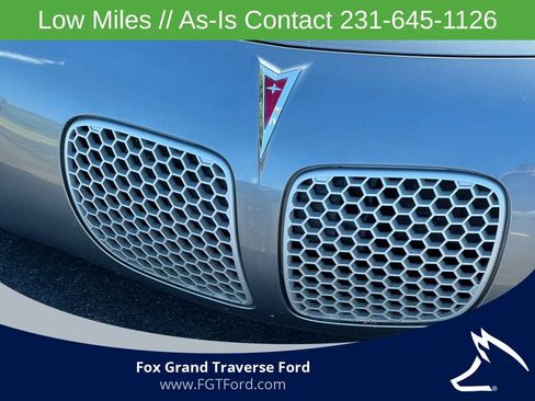 Used 2006 Pontiac Solstice Convertible w/ Premium Package RWD image 30