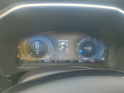 Certified 2022 Ford Escape Titanium w/ Class II Trailer Tow Package image 24