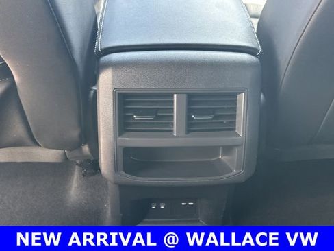 Used 2022 Volkswagen Atlas Cross Sport SE w/ Black Wheel Package image 14