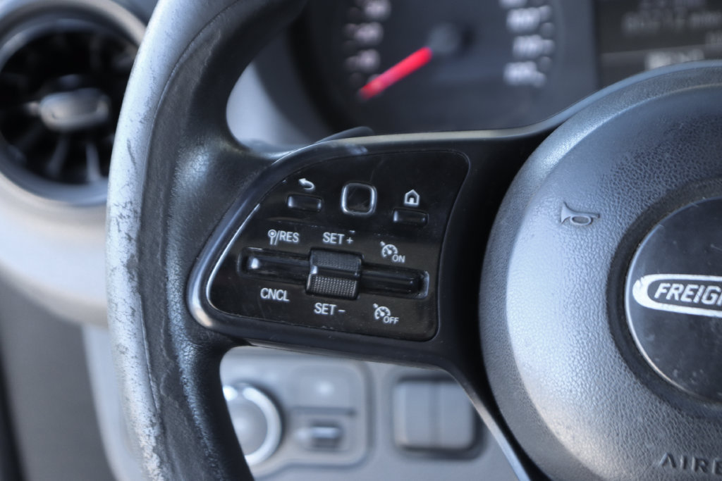 Used 2019 Freightliner Sprinter 3500 RWD image 27