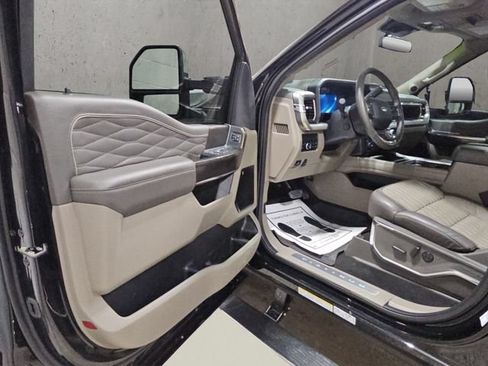 Used 2026 Ford F450 Platinum w/ Platinum Plus Package AWD/4WD image 11
