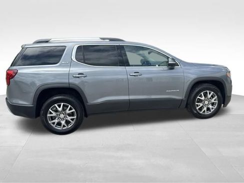 Used 2022 GMC Acadia SLT w/ Technology Package AWD/4WD image 8