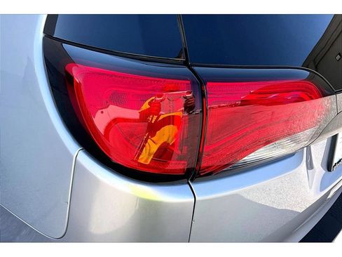 Certified 2024 Chrysler Voyager LX FWD image 37