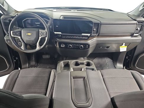 Certified 2024 Chevrolet Silverado 1500 LT AWD/4WD image 11