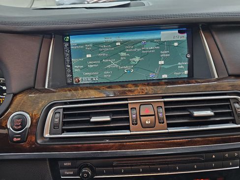 Used 2014 BMW 750Li image 33