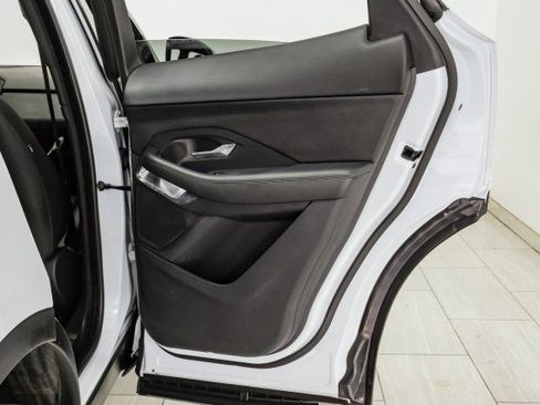 Used 2018 Jaguar E-PACE S image 45