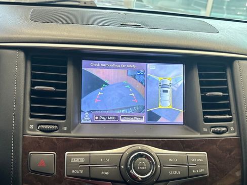 Used 2016 INFINITI QX80 4WD w/ Driver's Assistance Package image 25