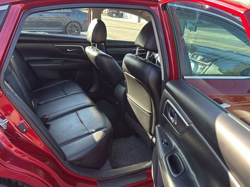 Used 2018 Nissan Altima 2.5 SR w/ SR Special Edition image 28