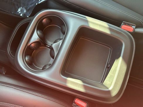 New 2026 Chrysler Pacifica Select w/ S Appearance Package image 27