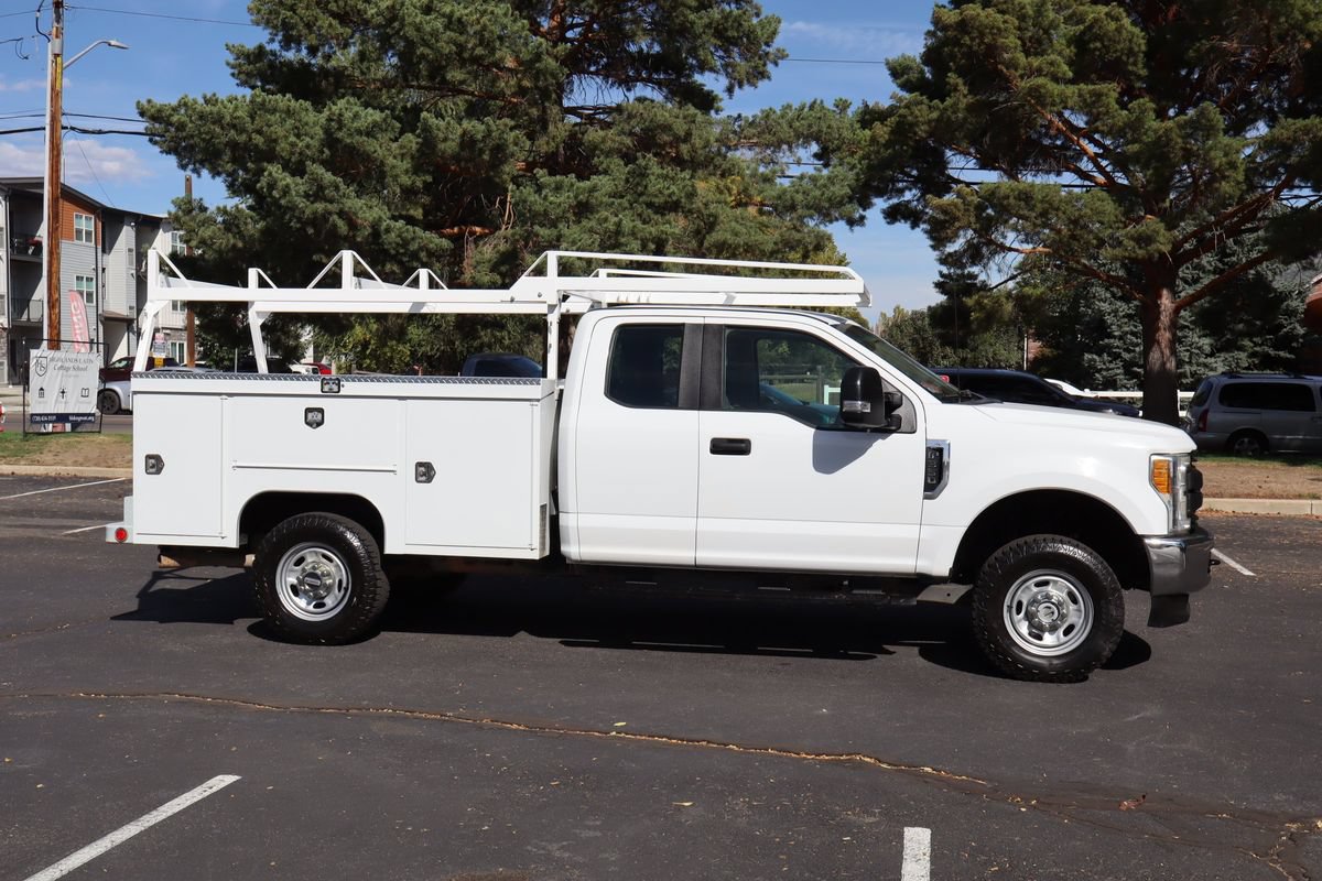 Used 2017 Ford F350 XL AWD/4WD image 3