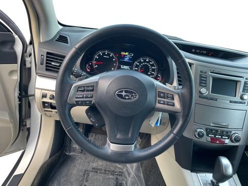 Used 2014 Subaru Outback 2.5i Premium w/ Moonroof Package & Eyesight image 19