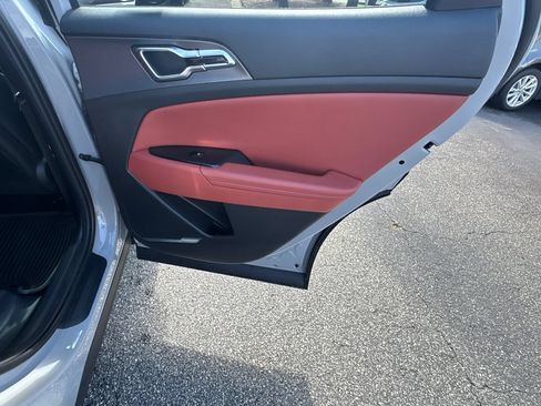 Certified 2024 Kia Sportage SX FWD image 16