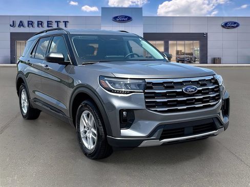 New 2026 Ford Explorer Active w/ Active Comfort Package RWD image 1