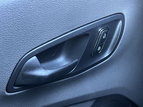 New 2025 Ford Transit 350 XL image 39